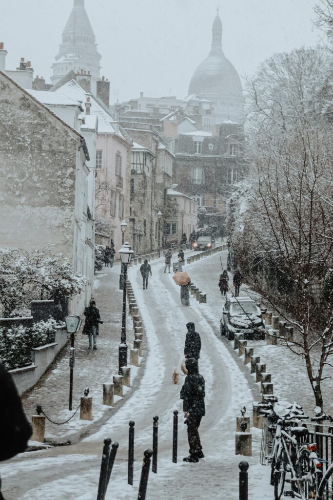 Montmartre District (3)