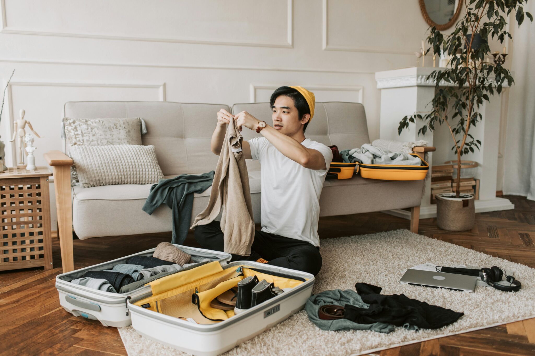 Pack Light Best Tips Befoe Traveling